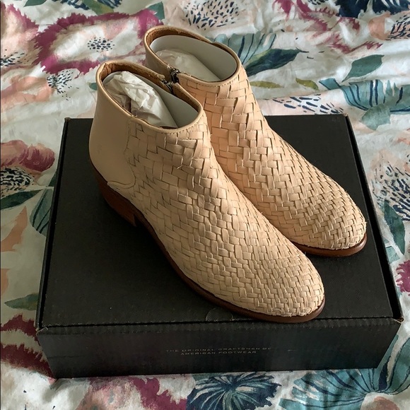 Frye carson woven bootie Clearance
